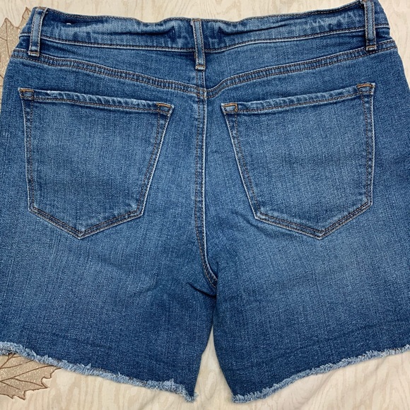 LOFT Jean Shorts - Picture 2 of 5